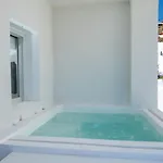 Отель Cycladic & *