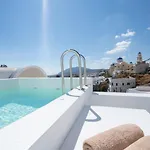 Cycladic & Отель Тира