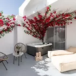 Cycladic & Hotel Fira (Santorini)