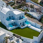 Hotel Cycladic & Fira (Santorini)