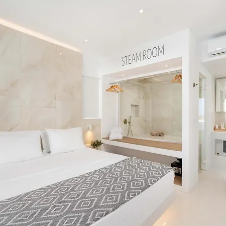 Hotel Cycladic & *