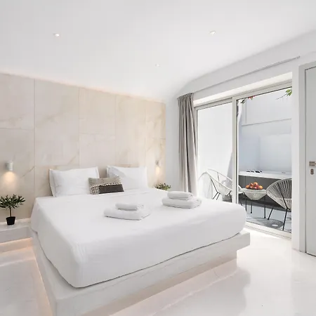 Hotel Cycladic &
