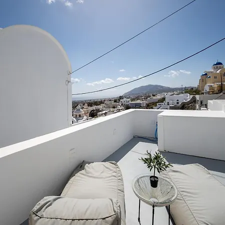 Cycladic & * Fira (Santorini)